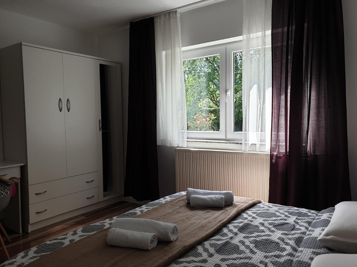 Apartment Liso Seliste Dreznicko Ngoại thất bức ảnh